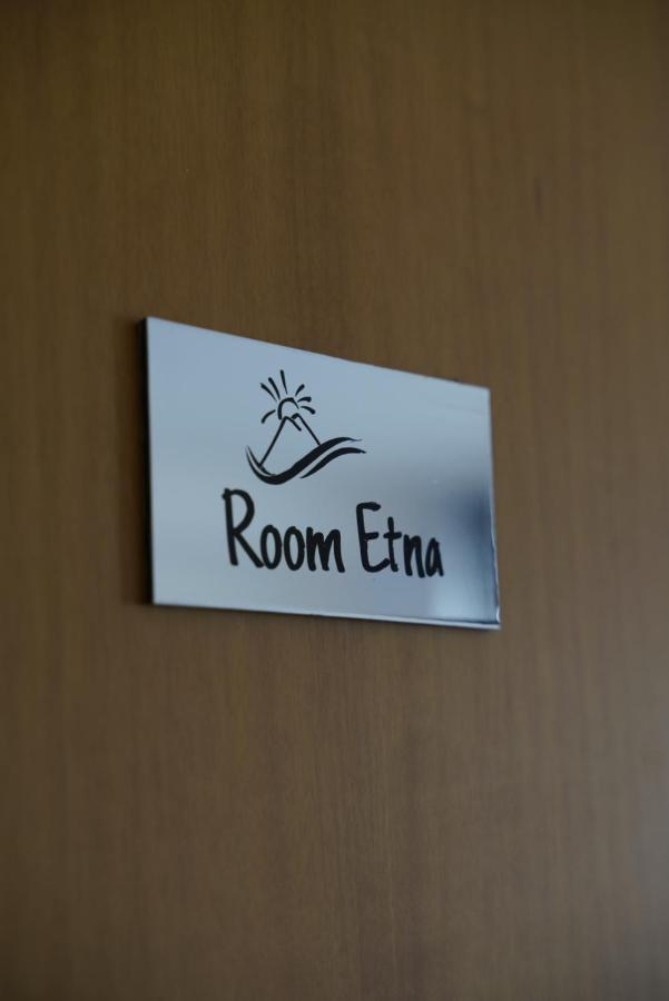 Airport Suite Катания Экстерьер фото